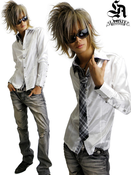 LA GATE�i�G���G�[�Q�[�g�j